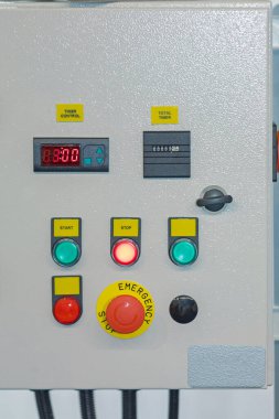 Saatlik Zamanlayıcı Ölçümlü Kontrol Paneli Elektrik Kutusu