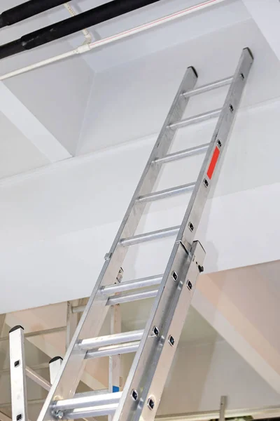 Aluminium Metal Tall Ladder Building — Stock Photo, Image