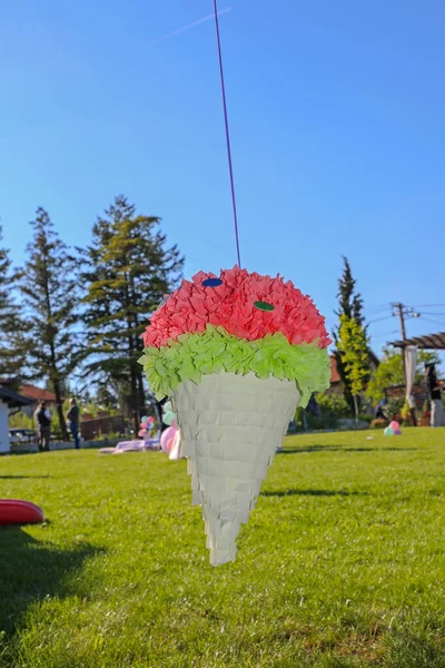Ramo Flores Piñata Mexicana Decoración Papel Para Fiesta —  Fotos de Stock