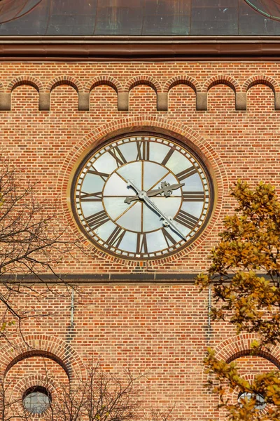 Gran Reloj Torre Iglesia Oslo Noruega — Foto de Stock