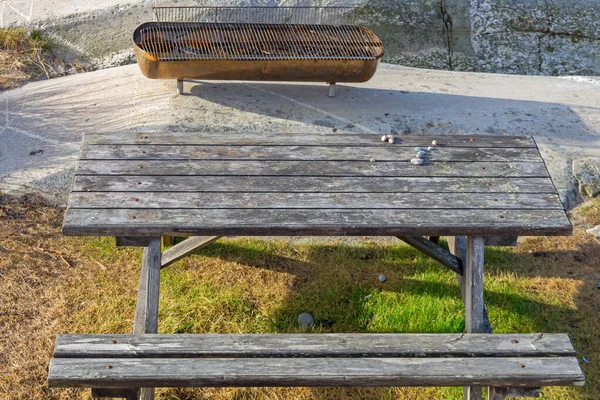 Стол Пикника Длинным Грилем Острове Хвалер Норвегии — стоковое фото