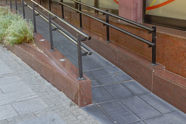 Long Ramp Wheelchair User Safe Access Way — Stock Photo, Image