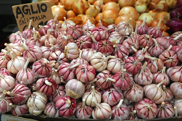 Garlic — Stock Photo, Image