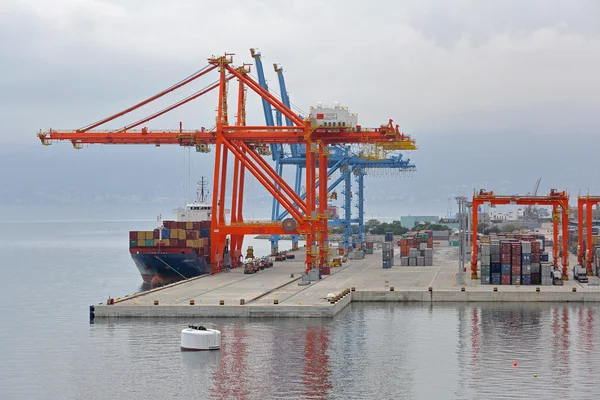 Terminal de contenedores — Foto de Stock