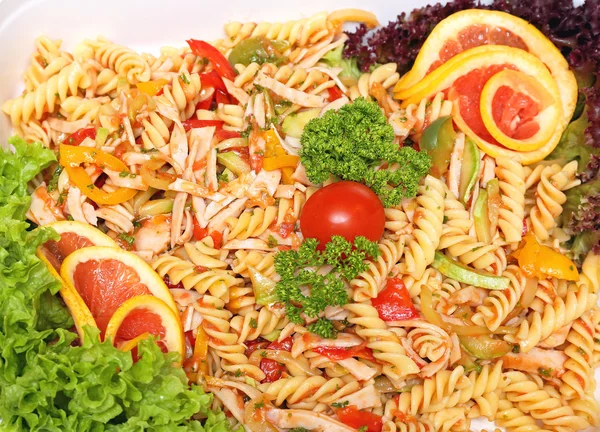 Fusilli sallad — Stockfoto