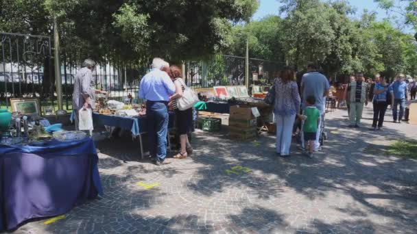 Antikmarknaden Napoli. — Stockvideo