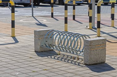 Güneşli Bisikletler Günü için Galvanize Çelik Sarmal Rafta Otoparkı