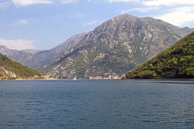 Kotor Koyu 'na Dar Giriş Boğazı Adriyatik Denizi Doğa Deniz Burnu