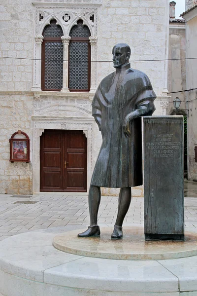 Estátua pétrea frane — Fotografia de Stock