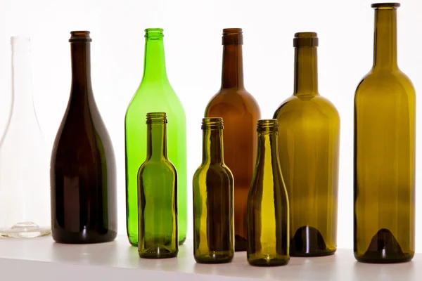 Коричневі пляшки вина — стокове фото