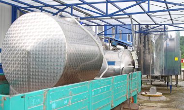 Süt taşıma tankı