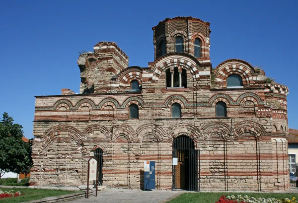 Bulgaristan 'ın Nessebar kentindeki antik kilise — Stok fotoğraf