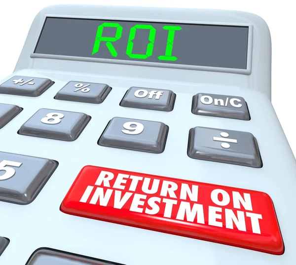 ROI ve getirisi yatırım kelime bir hesap makinesi ekranda — Stok fotoğraf