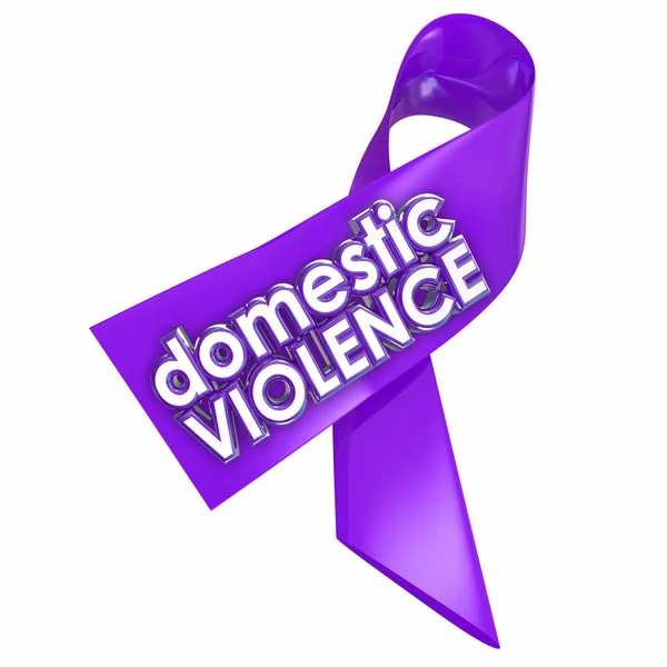 가정 폭력에 보라색 리본 3d 단어 — 스톡 사진