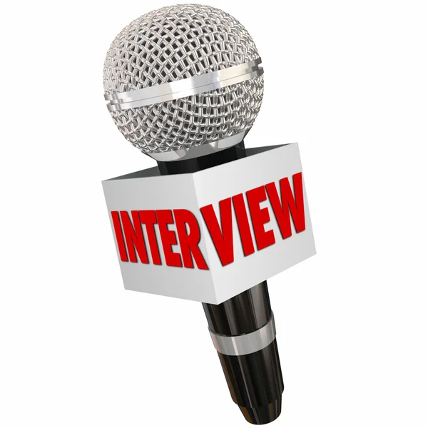 Palabra de entrevista en el micrófono de un reportero —  Fotos de Stock