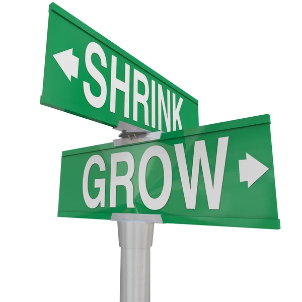 Vs Shrink kelimelik iki yeşil yol veya sokak işaretleri büyümek — Stok fotoğraf