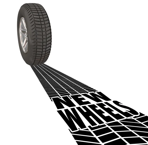 New Wheels Car Tire Tracks — Zdjęcie stockowe