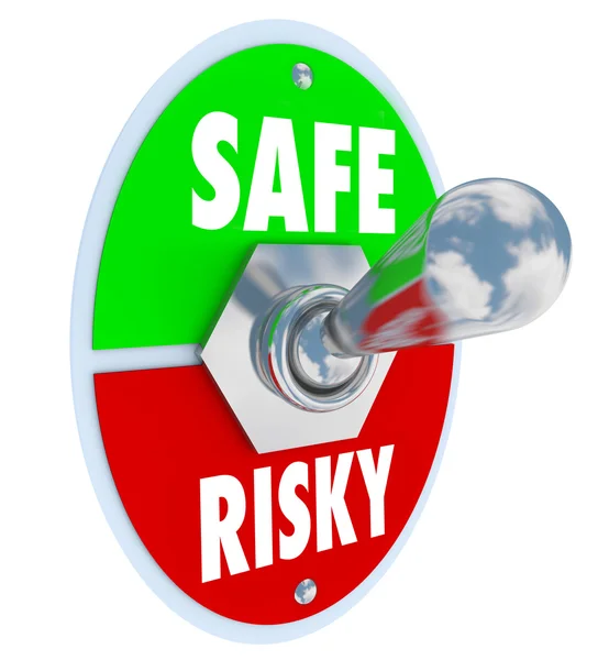 Safe Vs Risky Toggle Switch — Stock Photo, Image