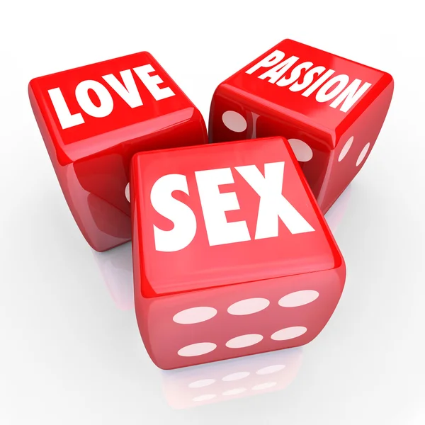 Amor pasión sexo tres dados rojos juego citas —  Fotos de Stock