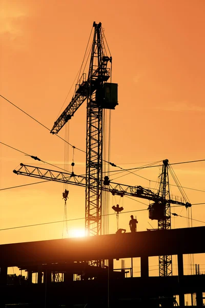 İnşaat alanında. İnşaat