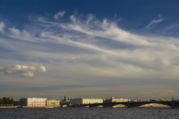 St. Petersburg. Sokak lambası — Stok fotoğraf