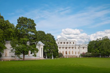 Pavlovsk Park sarayda Elagin