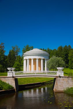 'Tapınak, dostluk' Pavlovsk Park