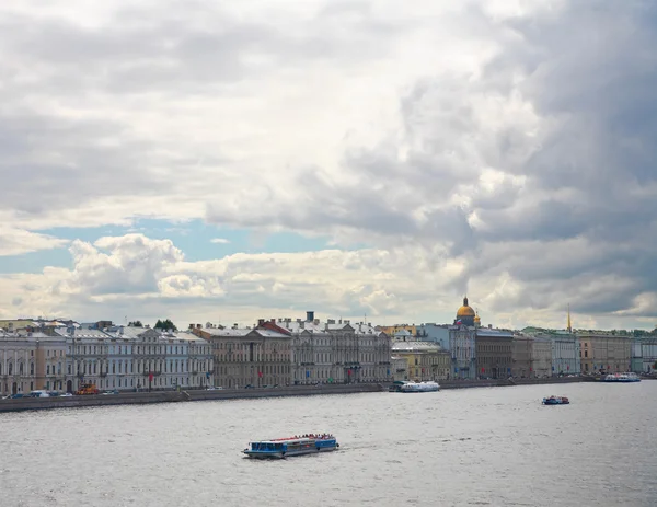 Saint-Pétersbourg, Paysage urbain — Photo