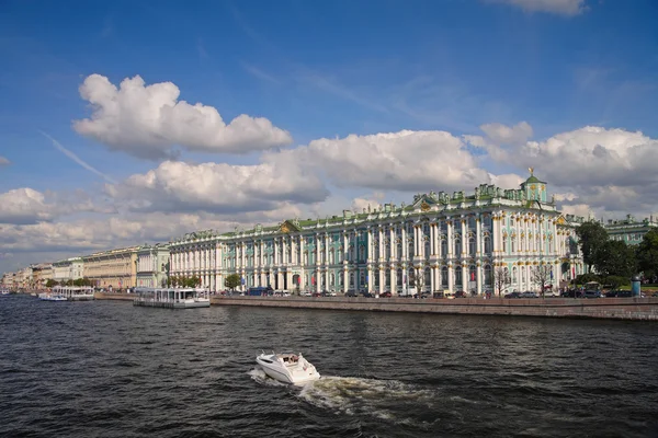 サンクトペテルブルク、冬宮殿 — ストック写真