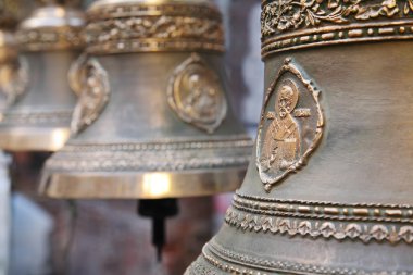 Ortodoks bakır çan