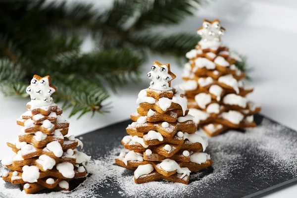 Pão de gengibre árvores de Natal — Fotografia de Stock