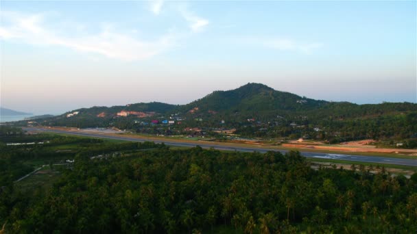 Luchthaven op Samui eiland — Stockvideo