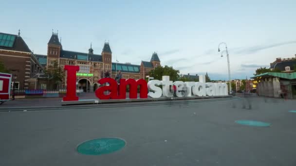 Square nära Rijksmuseum i Amsterdam, 4k Uhd timelapse — Stockvideo