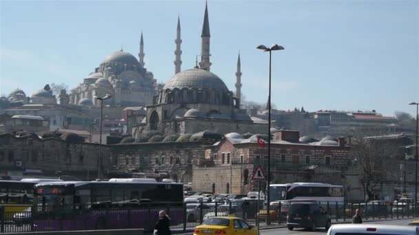 Jízdní provoz ve městě Istanbul — Stock video