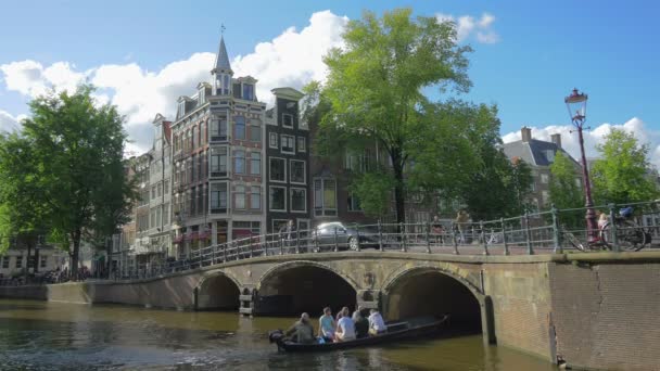 Kanal di Amsterdam, Belanda — Stok Video