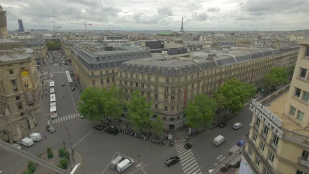 Вид на Париж з даху — стокове відео