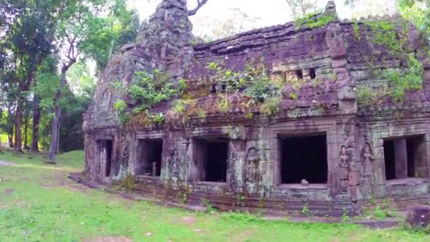 Kamboçya Angkor Wat yakınındaki antik kalıntılar — Stok video