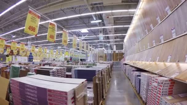 Flooring materials at home improvement store, steadicam shot — Stock Video