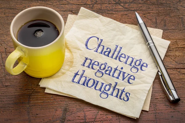 Desafiar pensamientos negativos — Foto de Stock