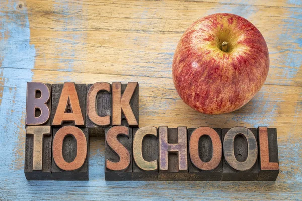 Back to school sign in wood type — Stock Photo, Image