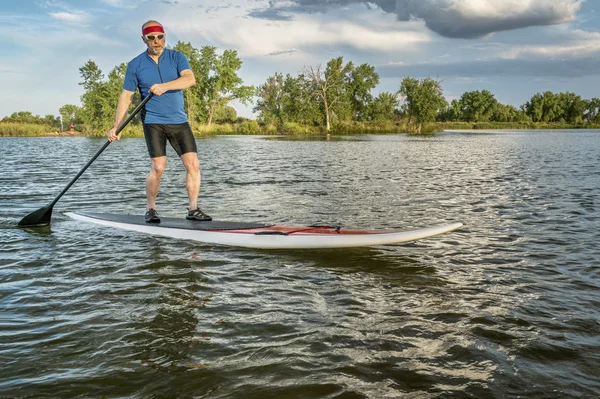 Stand up paddling in Colorado — Stock Photo, Image