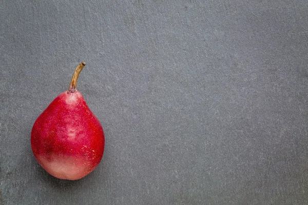 Kırmızı armut natürmort — Stok fotoğraf