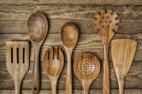 Utensílios Cozinha Madeira Conjunto Rústico Desgastado Celeiro Madeira Fundo — Fotografia de Stock