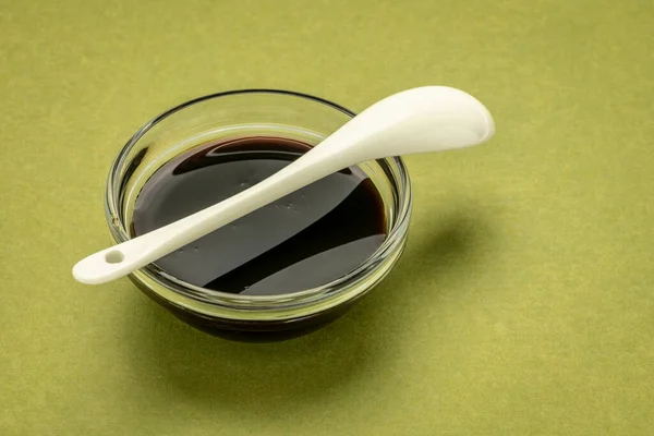 Small Bowl Yacon Syrup Green Handmade Paper Powerful Prebiotic Sweetener — Stock Photo, Image