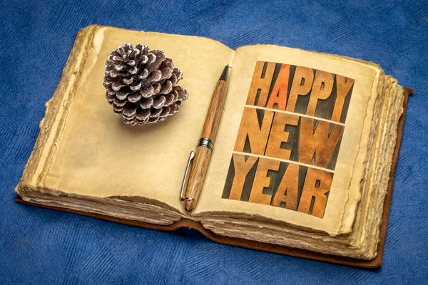 Happy New Year Vintage Letterpress Wood Type Retro Journal Frosty — Fotografia de Stock