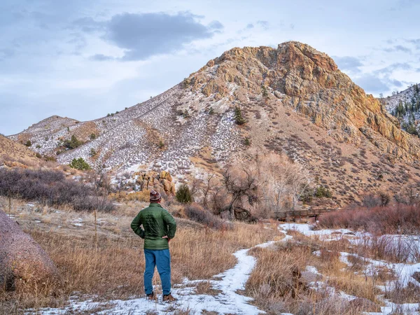 Túrázó Eagle Nest Rock Fagyasztott Északi Villa Cache Poudre Folyó — Stock Fotó