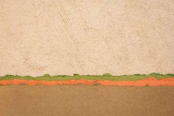 土制粉刷色调的抽象风景 手工树皮和碎纸片的集合 — 图库照片