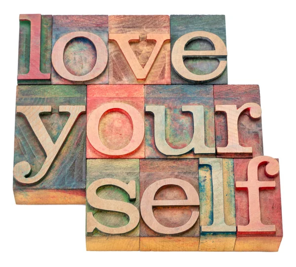 Love Yourself Parola Isolata Astratta Blocchi Legno Tipografico Self Care — Foto Stock