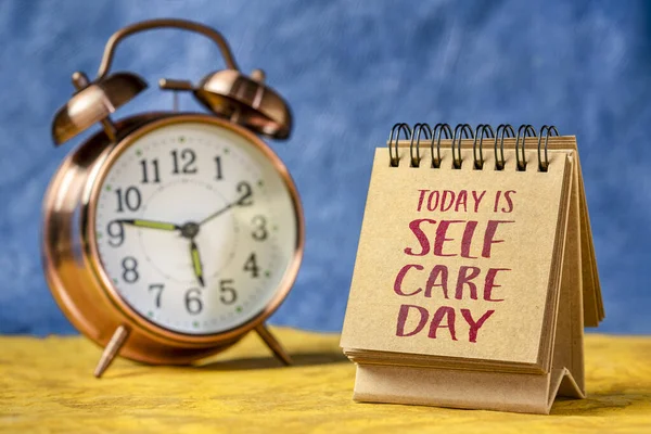 Today Self Care Day Reminder Handwriting Desktop Calendar Alarm Clock — Stock Photo, Image