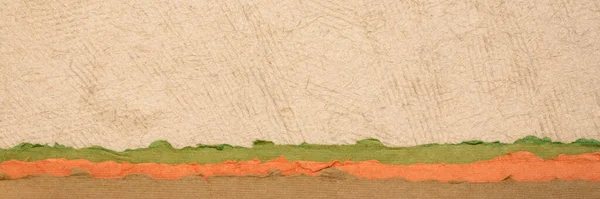 土色的抽象风景 手工树皮和碎纸片 全景网页横幅 — 图库照片